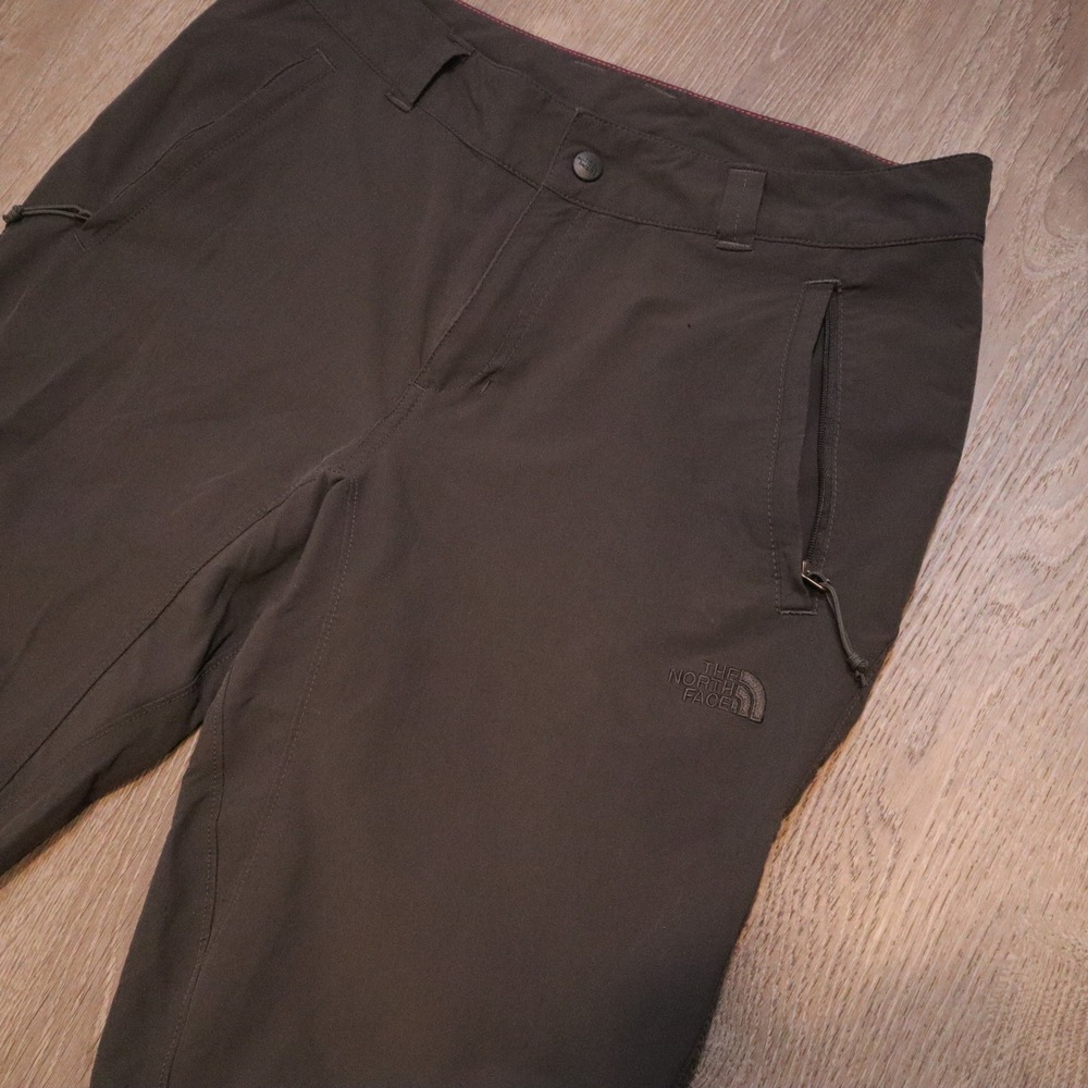 The North Face Women's Straight Leg Pants in Dark Brown